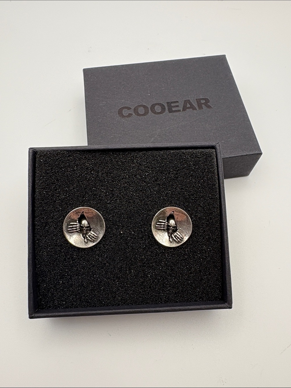 COOEAR Silver Skull Gauges